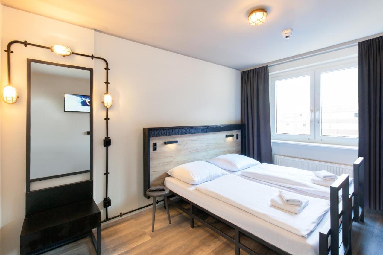 A&O Berlin Mitte Vandrarhem Exteriör bild